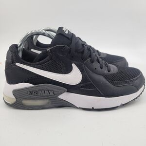 Nike Air Max Black and White Sneakers Size 8